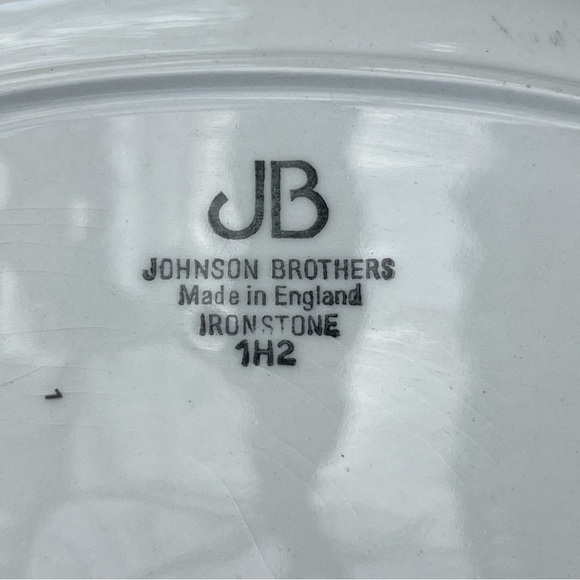 Vintage Johnson Brothers 1970s oval platter. Shamrock and flower power design. - Picture 5 of 5